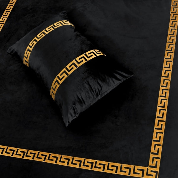 3pcs Luxury Velvet Laser Applique Bedsheet Set - Black