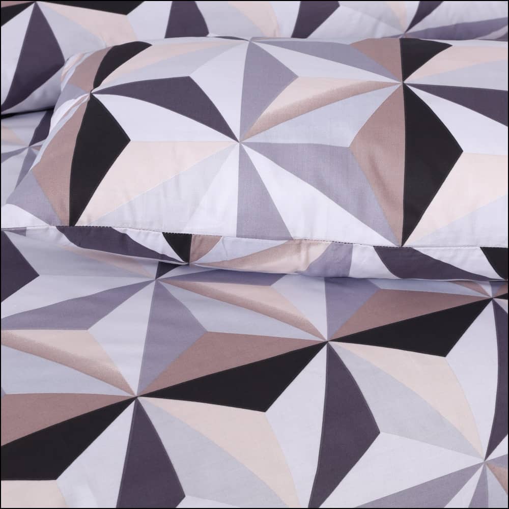 Black Diamond - Bedsheet Set Bedding