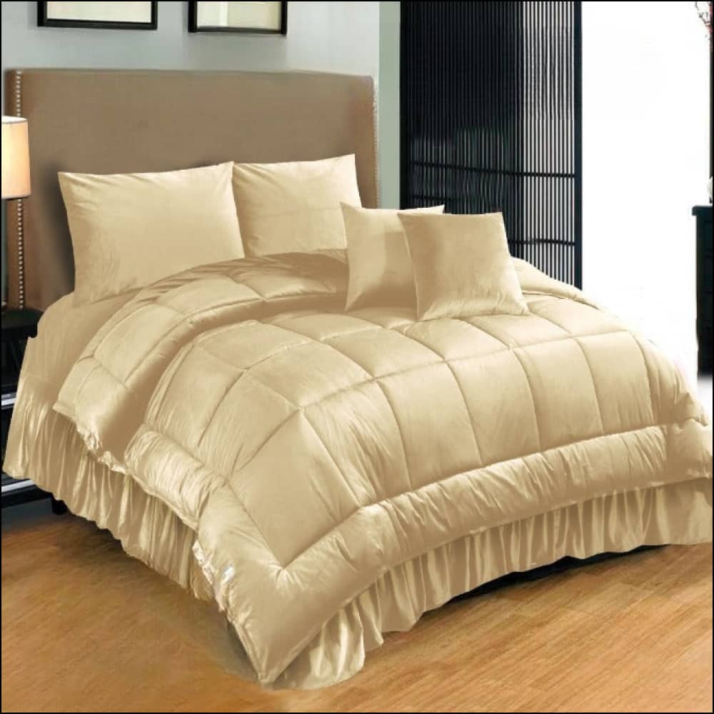 Pure Luxury Velvet Winter Set (Pearl Cream) - 6Pcs Comforter Bedding
